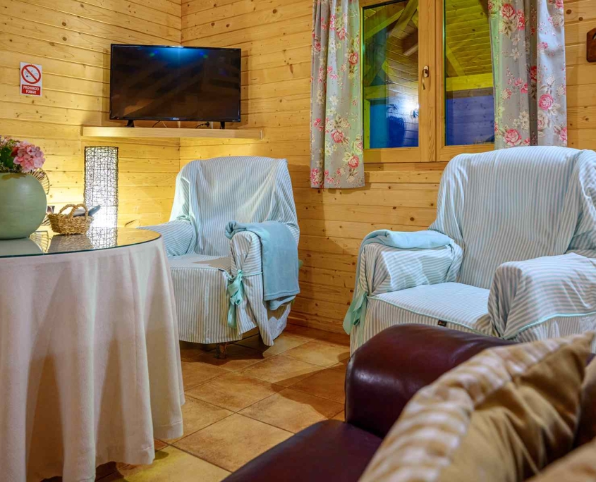 MADERA Y MIEL-0110 Casa rural Madera cerca Toledo con piscina cerca Puy du Fou