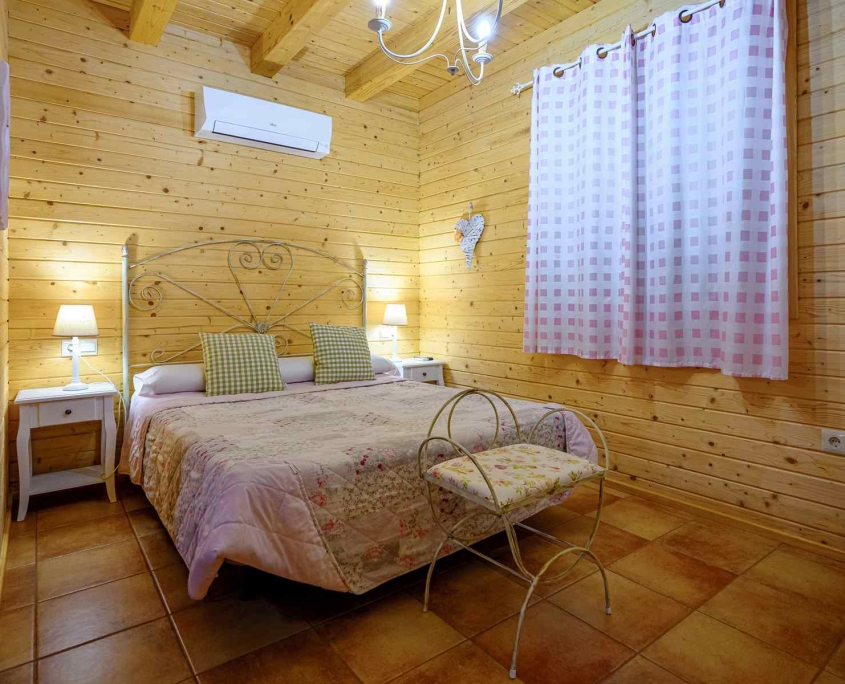 MADERA Y MIEL-0162 Habitación Casa rural Madera cerca Toledo